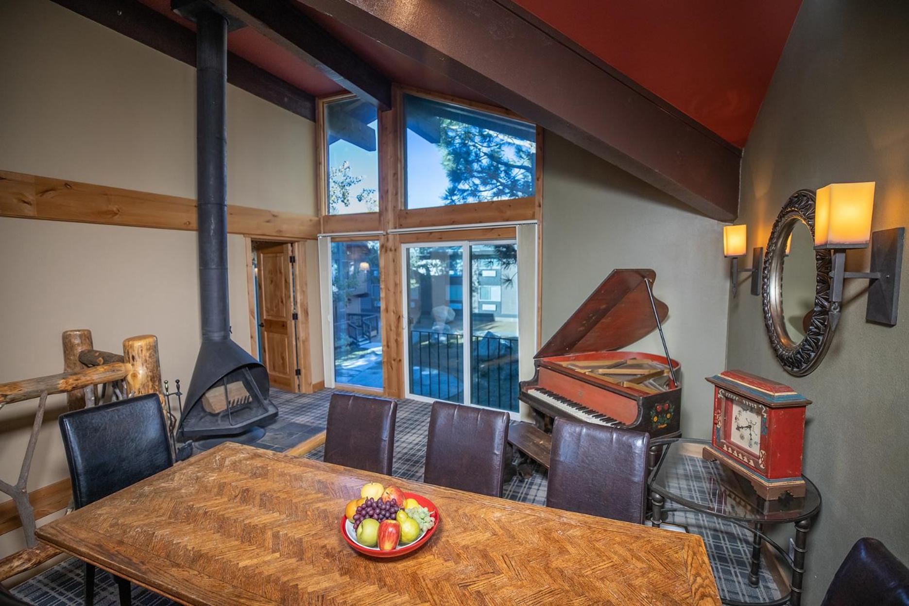 Outbound Mammoth Mammoth Lakes Quarto foto